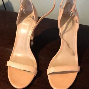 NWOT! Never worn banana republic heels!